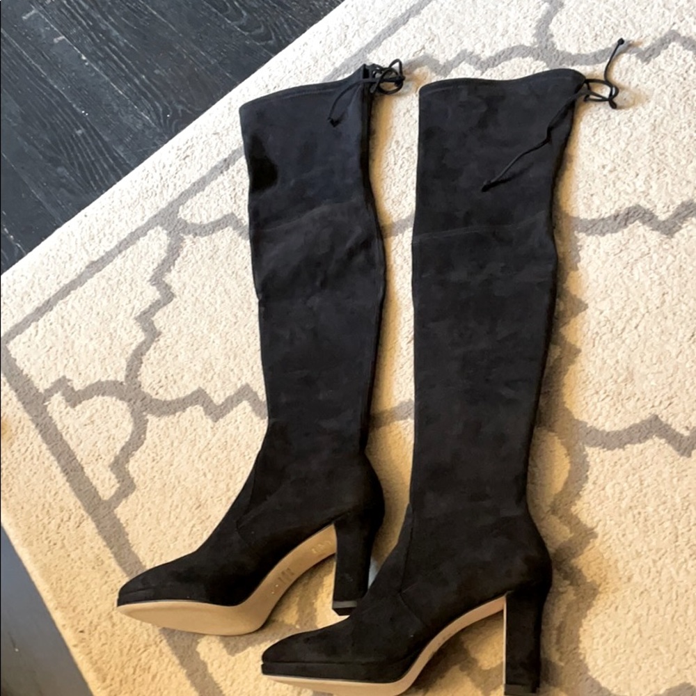 New OTW Ledyland Stuart Weitzman black suede boots